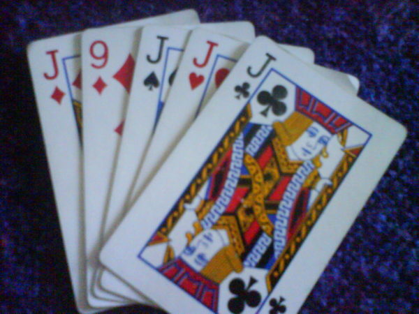 1215875649826123.jpg