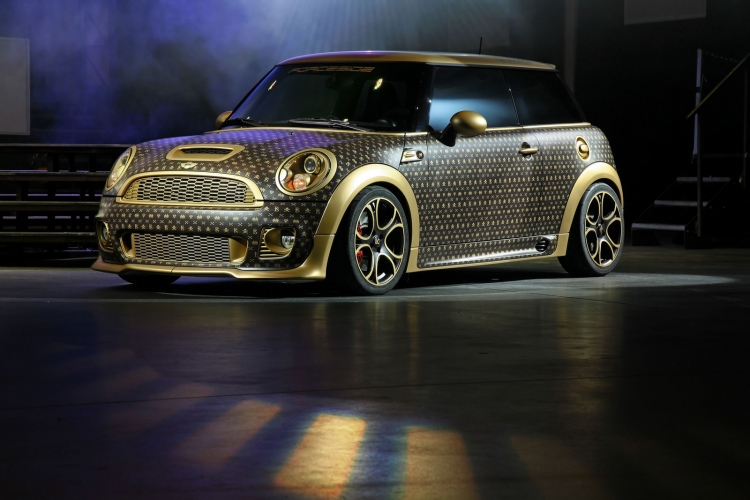 MINI-JCW-CoverFX-2.jpg