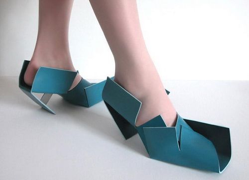 strange_shoes_14.jpg