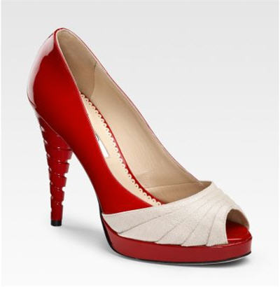 oscar-de-la-renta-peep-toe-pumps.jpg