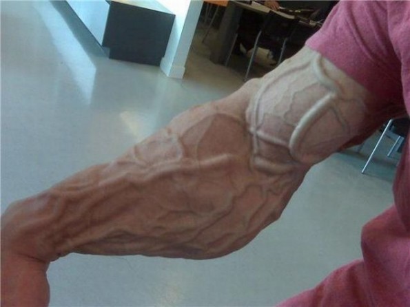 Freaky-Forearm-595x446.jpg