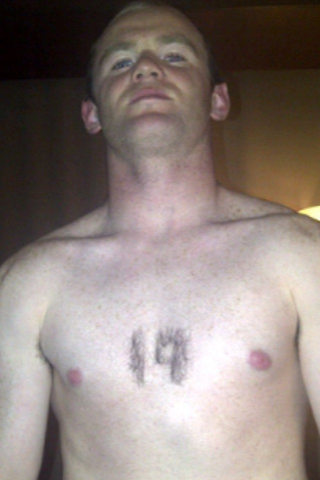 Wayne-Rooney-19-chest-hair-320x480.png