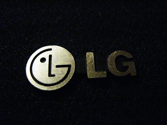 lg_emblem_by_gogata2427-d3inpcx.jpg