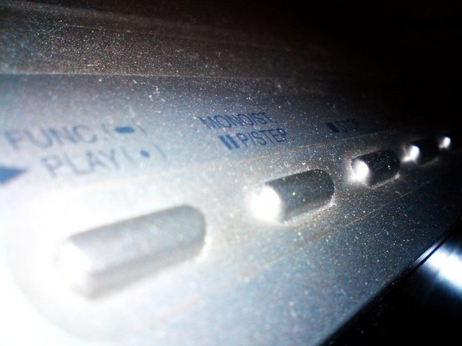 my_dvd_player_by_gogata2427-d3ipfc6.jpg