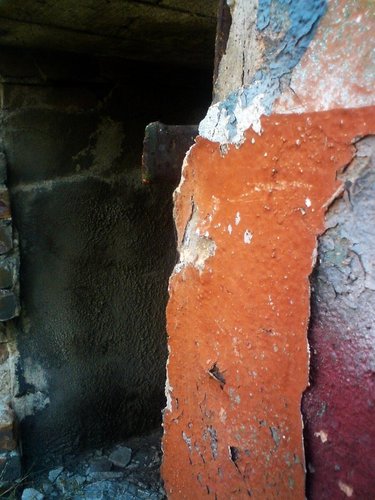 broken_wall_by_gogata2427-d3oow03.jpg