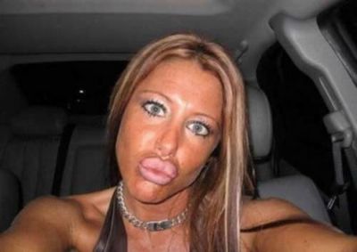 Duckface-douchbag.jpg