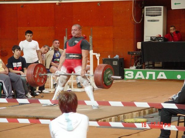 12841_190894221017_182622296017_3856859_5606165_n.jpg