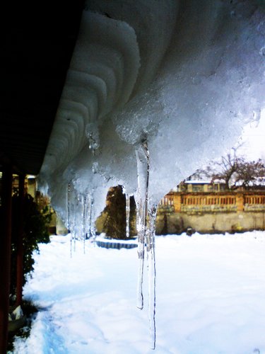 one_more_ice_by_gogata2427-d4kr08m.jpg