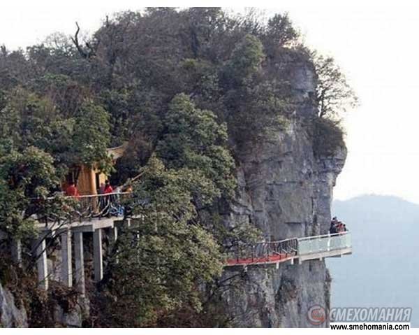 1328867824_smehomania_turisticheska-pateka-v-planinata-tianmen-v-kitai_6849.jpg