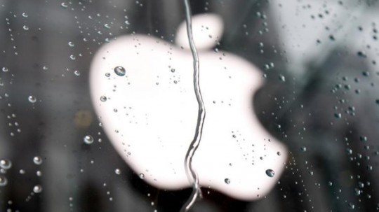 apple-rain.jpg