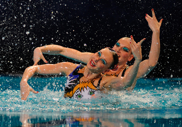 Makeup_Olympic-Synchronized-Swimmers.jpg