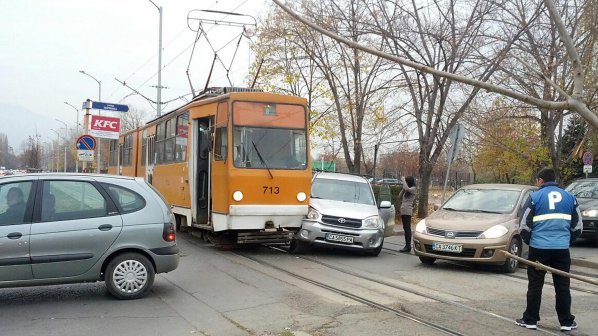 vtora-katastrofa-s-tramvaij-n6-za-den-v-sofiq-(snimki)-110280.jpg