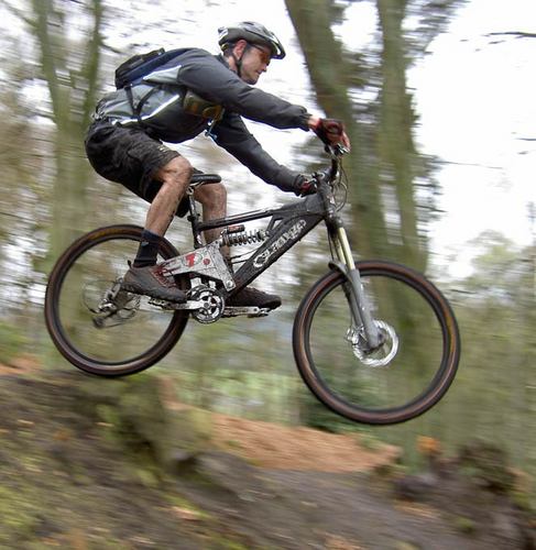 Mountain-bike-jump.jpg